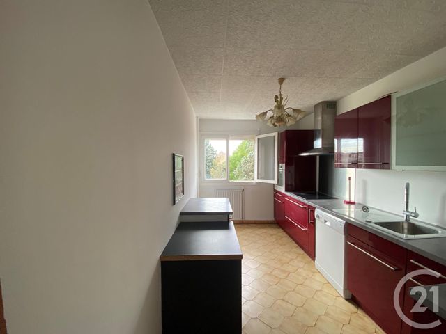 Appartement F2 à louer - 2 pièces - 51.12 m2 - CORBAS - 69 - RHONE-ALPES - Century 21 Hestia Ldi