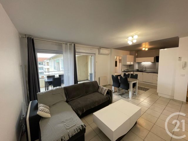 Appartement T2 à louer - 2 pièces - 50.28 m2 - CORBAS - 69 - RHONE-ALPES - Century 21 Hestia Ldi